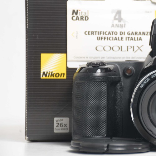 NIKON  COOLPIX