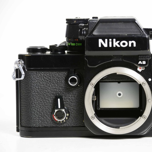 NIKON 