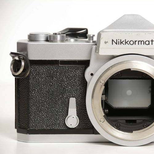 NIKON  35 MM