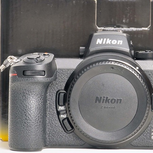 NIKON DIGITALE 