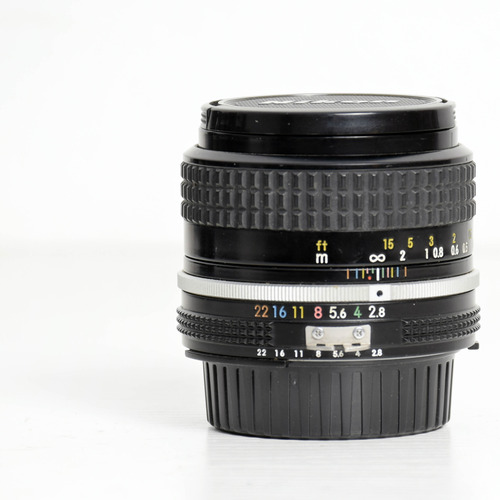 NIKON  35 MM